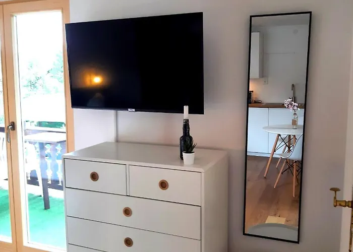 Apartmenthaus Am Tegernsee - Mit Kuechenzeile Und Mit Bus Erreichbar