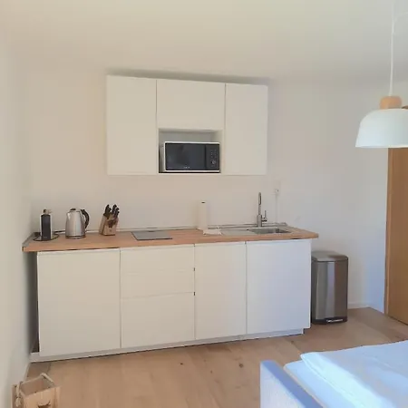 Apartmenthaus Am Tegernsee - Mit Kuechenzeile Und Mit Bus Erreichbar Διαμέρισμα *
