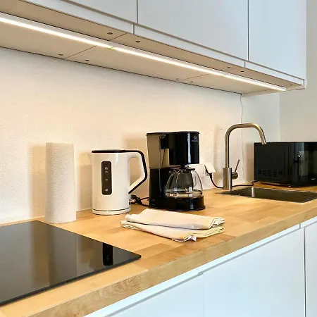 Apartmenthaus Am Tegernsee - Mit Kuechenzeile Und Mit Bus Erreichbar *