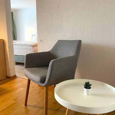 Apartmenthaus Am Tegernsee - Mit Kuechenzeile Und Mit Bus Erreichbar Бад-Висзе