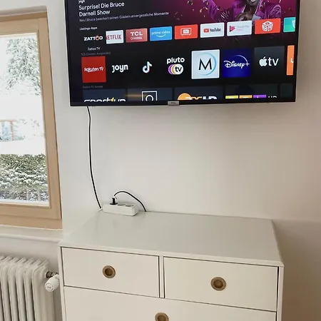 Апартаменты Apartmenthaus Am Tegernsee - Mit Kuechenzeile Und Mit Bus Erreichbar Бад-Висзе