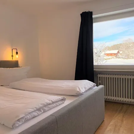 Apartmenthaus Am Tegernsee - Mit Kuechenzeile Und Mit Bus Erreichbar *