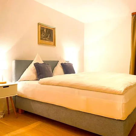 Apartmenthaus Am Tegernsee - Mit Kuechenzeile Und Mit Bus Erreichbar Апартаменты *