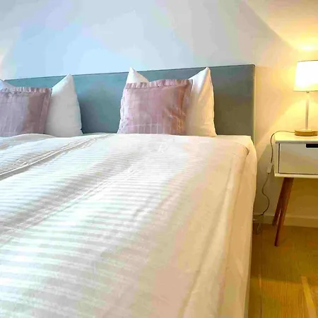 Apartmenthaus Am Tegernsee - Mit Kuechenzeile Und Mit Bus Erreichbar Апартаменты *