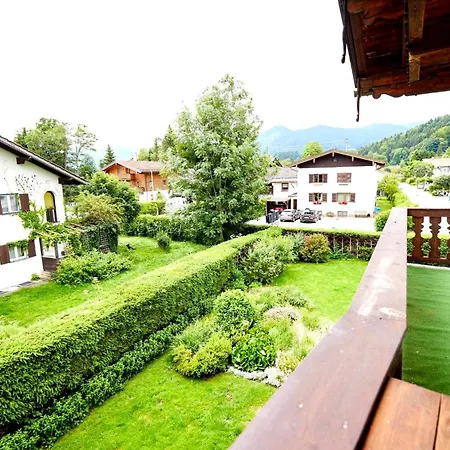 Apartmenthaus Am Tegernsee - Mit Kuechenzeile Und Mit Bus Erreichbar Апартаменты *