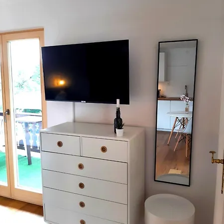 Apartmenthaus Am Tegernsee - Mit Kuechenzeile Und Mit Bus Erreichbar