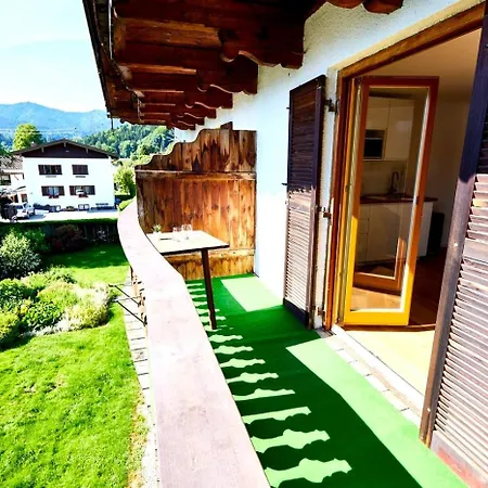 Апартаменты Apartmenthaus Am Tegernsee - Mit Kuechenzeile Und Mit Bus Erreichbar