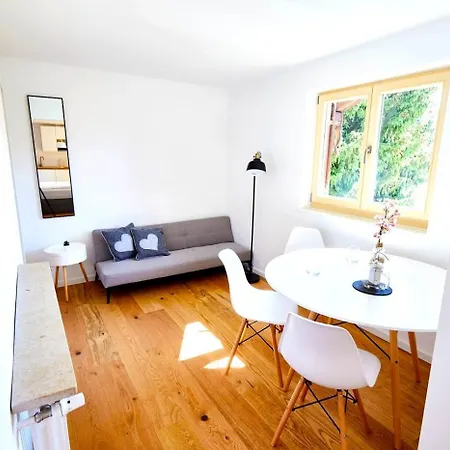 Апартаменты Apartmenthaus Am Tegernsee - Mit Kuechenzeile Und Mit Bus Erreichbar *