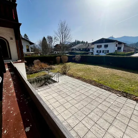 Apartmenthaus Am Tegernsee - Mit Kuechenzeile Und Mit Bus Erreichbar Апартаменты Бад-Висзе