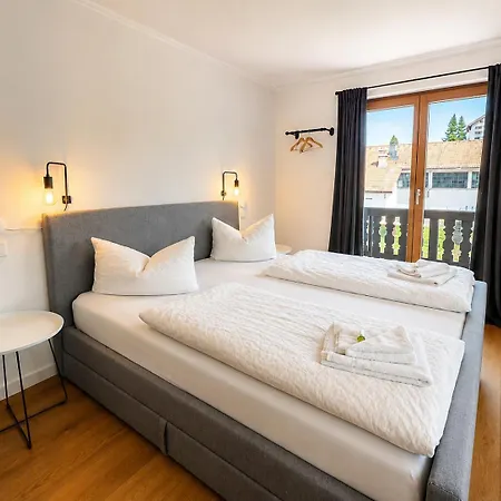 Apartmenthaus Am Tegernsee - Mit Kuechenzeile Und Mit Bus Erreichbar *