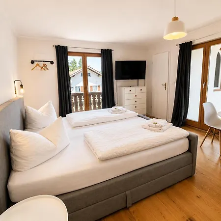 Apartmenthaus Am Tegernsee - Mit Kuechenzeile Und Mit Bus Erreichbar Bad Wiessee