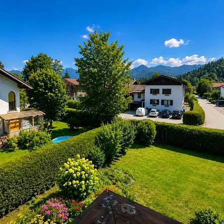 Apartmenthaus Am Tegernsee - Mit Kuechenzeile Und Mit Bus Erreichbar * Бад-Висзе