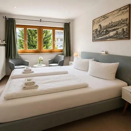 Apartmenthaus Am Tegernsee - Mit Kuechenzeile Und Mit Bus Erreichbar