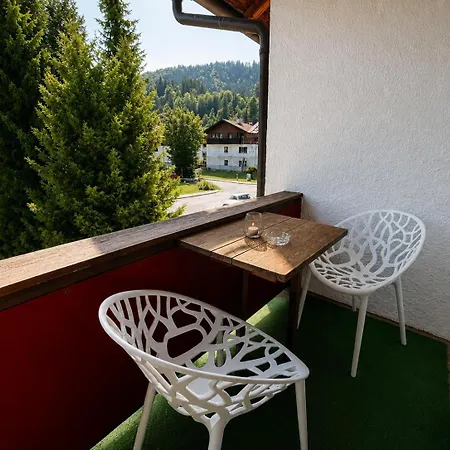Apartmenthaus Am Tegernsee - Mit Kuechenzeile Und Mit Bus Erreichbar