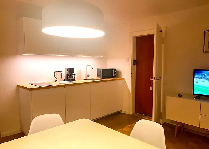Apartmenthaus Am Tegernsee - Mit Kuechenzeile Und Mit Bus Erreichbar * 巴特维塞