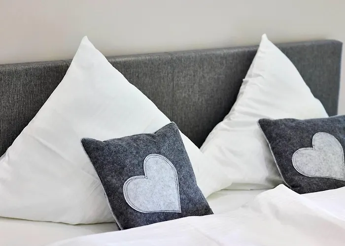 Apartmenthaus Am Tegernsee - Mit Kuechenzeile Und Mit Bus Erreichbar *